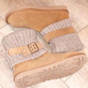 UGGS